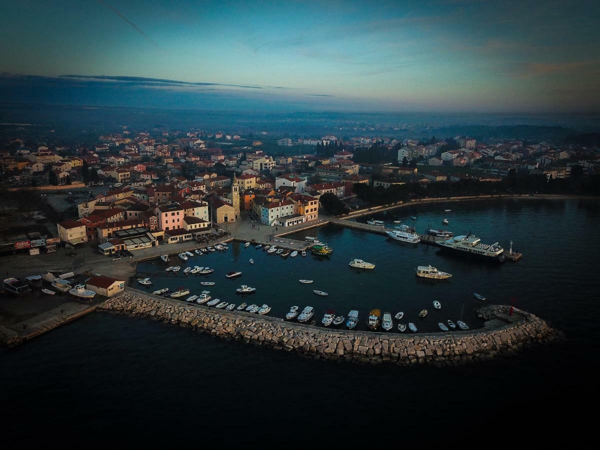 Adriatic Apartments Fažana Buitenkant foto